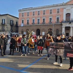 Bari 4
